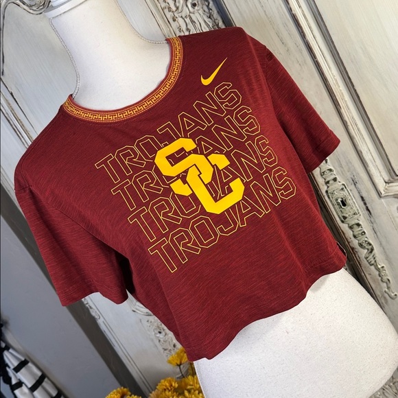 GO TROJANS Nike Women's Red and Gold Trojans Crop Top - Picture 2 of 9